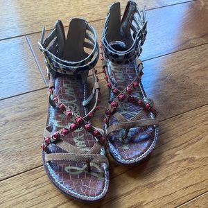 Sam Edelman flat sandals size 6.5